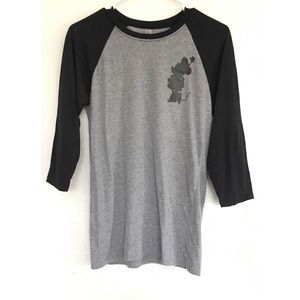 🧜‍♀️Jerzees Minnie Mouse gray and black t-shirt